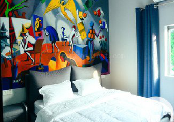 长宁县对于酒店的墙体彩绘而言更注重哪些方面？